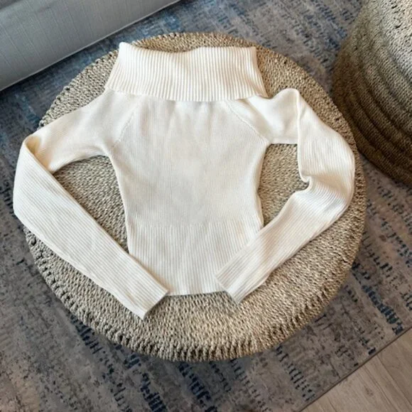 Princess Polly Cream Morley Off Shoulder Sweater, M/L - Picture 3 of 9